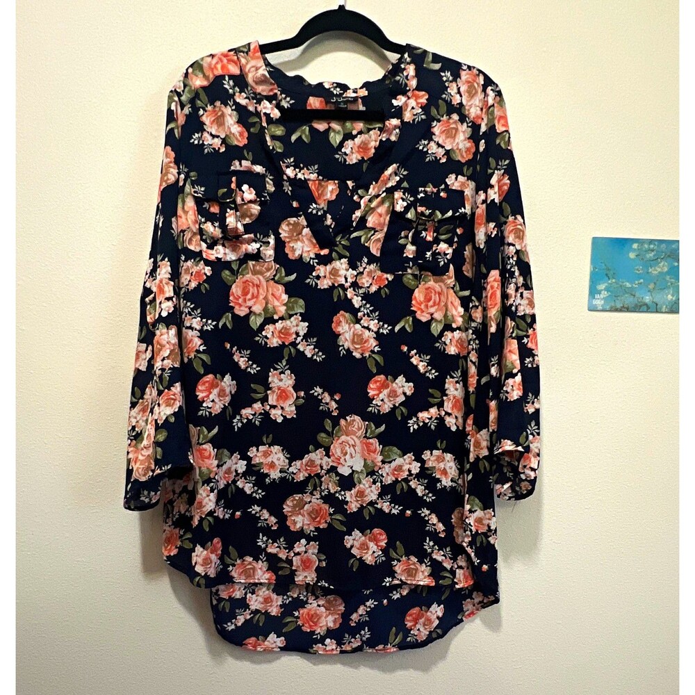 J Justify Women's Plus 1X Navy Floral V-Neck Long Sleeve Pocket Blouse